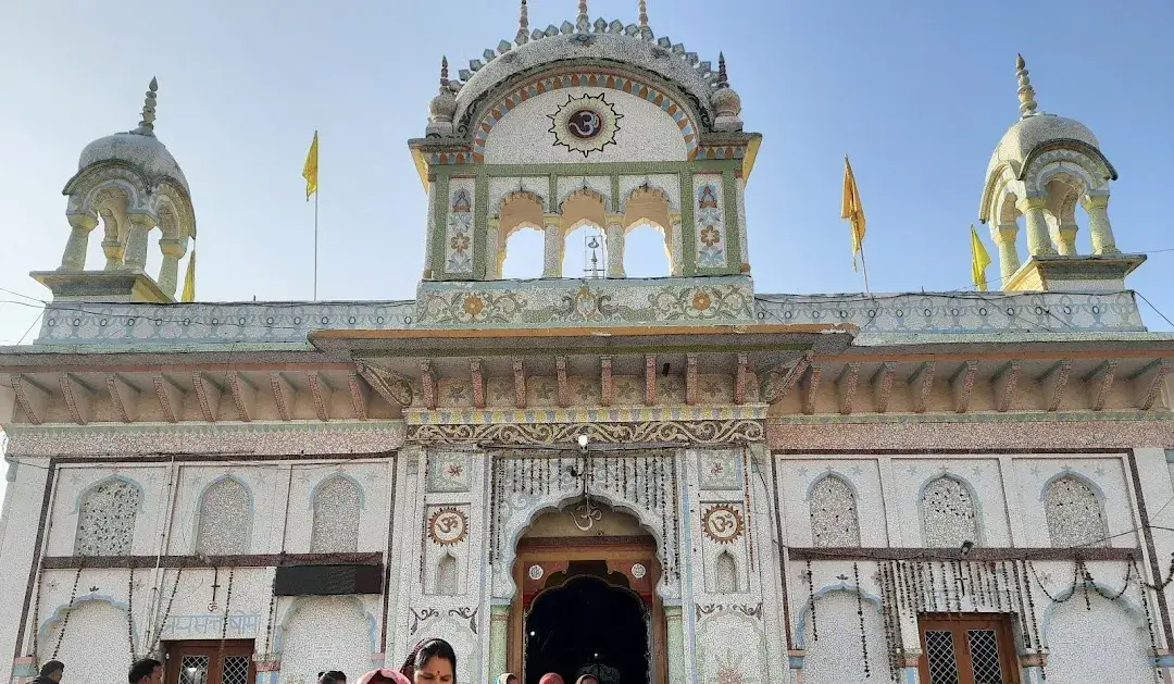 Jugal Kishore Temple (Kesi Ghat)