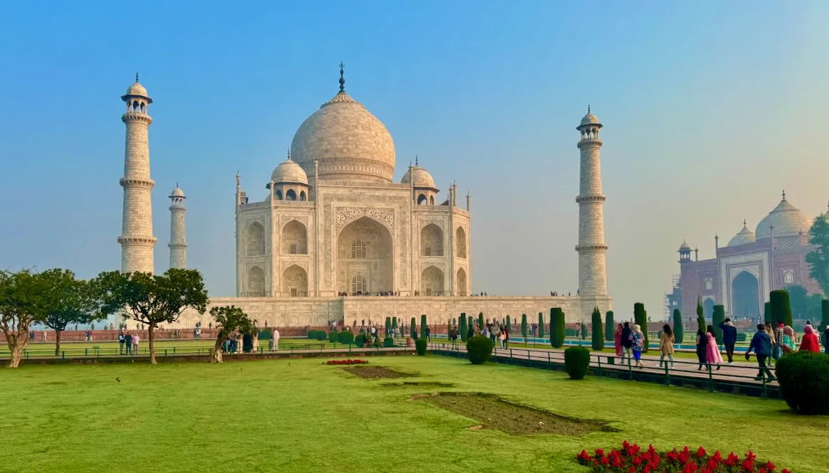 5 Days Mathura Vrindavan Tour via Taj Mahal