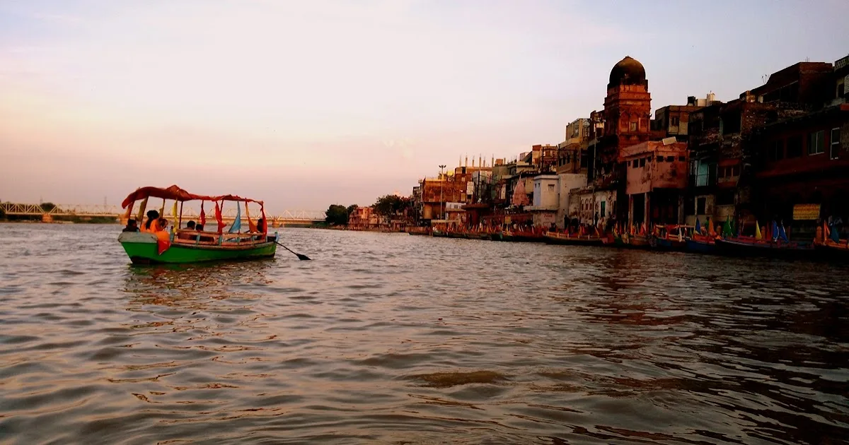Boat Riding in Vrindavan, Vrindavan